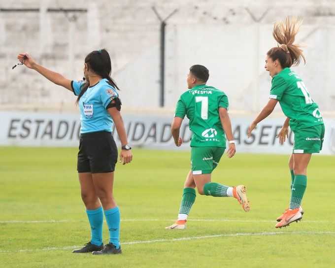 Torneo de fútbol femenino – Club Ferro Carril Oeste