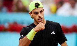 Francisco Cerúndolo eliminó a Zverev y avanzó a los cuartos de final del Masters 1000 de Madrid