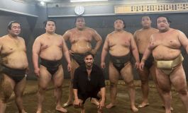 Nicolás Tagliafico sorprendió en Japón y practicó sumo durante sus vacaciones