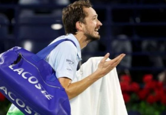 Guerra y tenis: Jugadores top esperan una salida urgente de Medio Oriente 