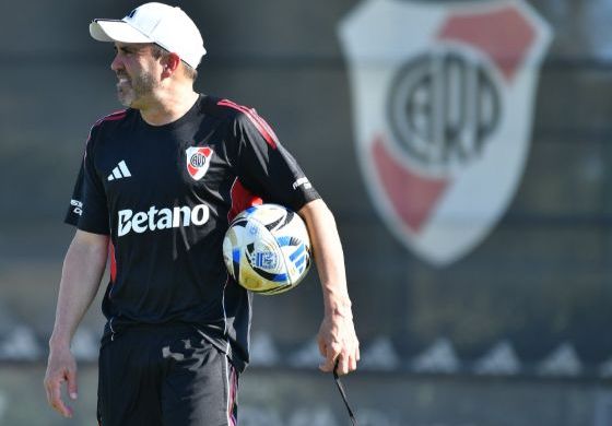 Coudet explotó tras su debut en River: &ldquo;La semana fue una cagada a palos importante