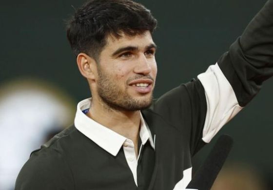 Carlos Alcaraz confirmó que no disputará Roland Garros 