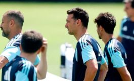 Con la clasificación sellada, Scaloni analiza un equipo alternativo