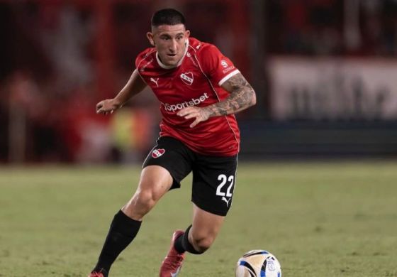 Independiente: una deuda millonaria con Olimpia frena la llegada de refuerzos