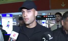 Los jugadores de la selección arribaron al país y se refirieron al retiro de Messi
